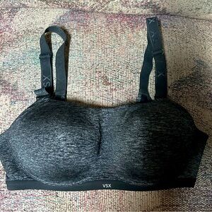 Victoria’s Secret Sports Bra 36C